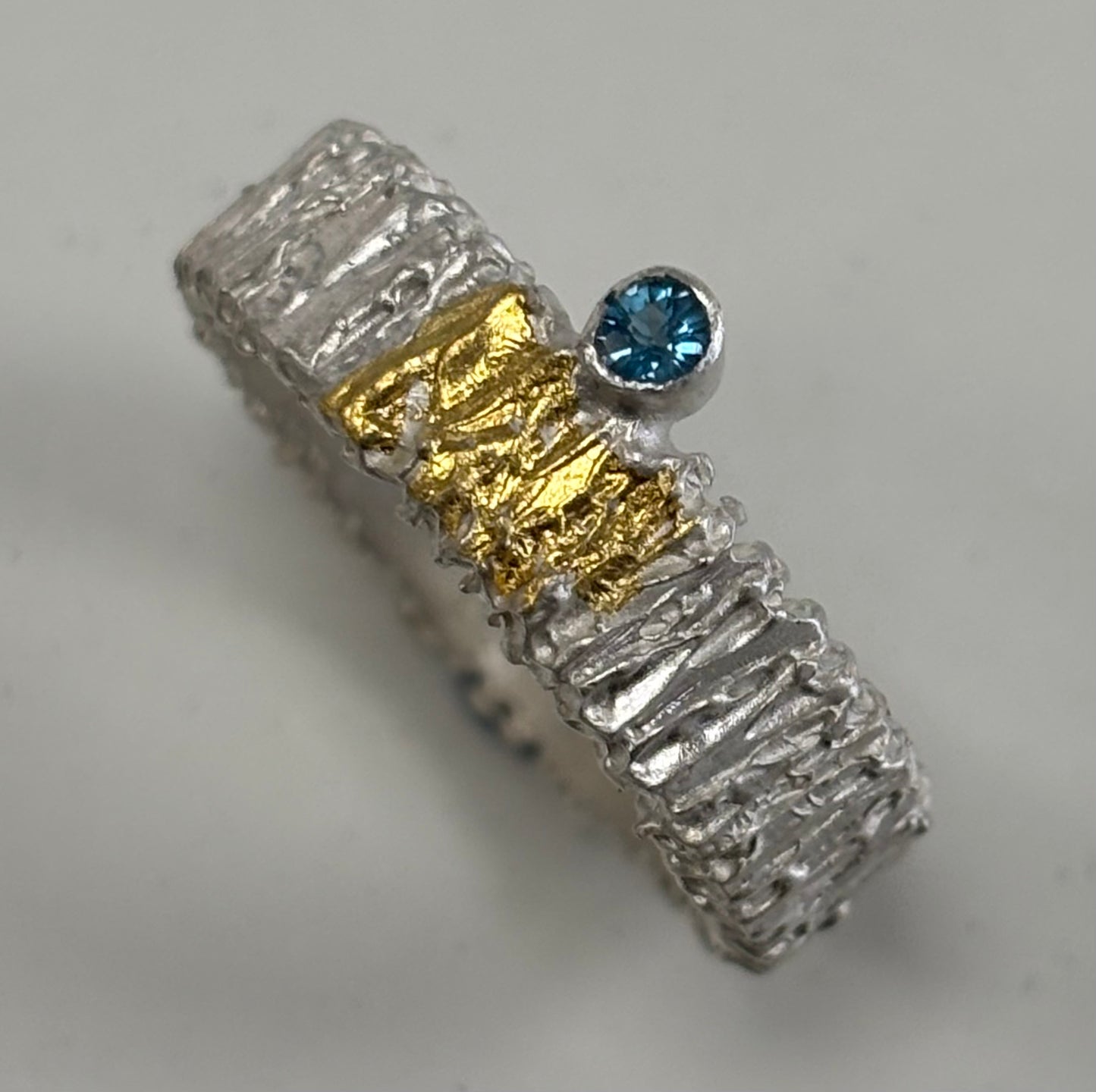 Sterling silver & 24ct gold textured ring.